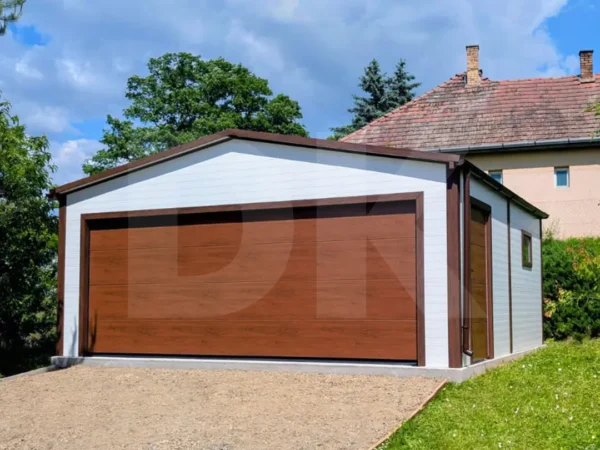 Szigetelt garázs nyeregtetővel, szendvicspanelből 6m x 5.8m