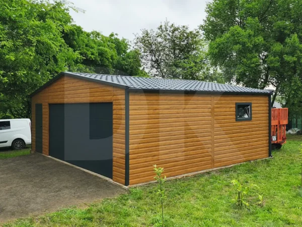 Mobilgarázs 8.0m x 6.0m multigloss szekcionált kapuval