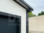 Modern szigetelt szendvicspanel garázs nyeregtetővel 6m x 5.8m